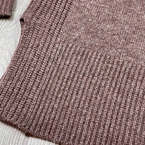 CLAUDIA NICHOLE Merino Wool Cashmere Tunic Sweater - Old Money - Picture 3 of 6